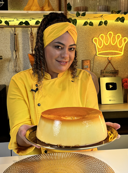 Pudim de 3kg cremoso com calda dourada